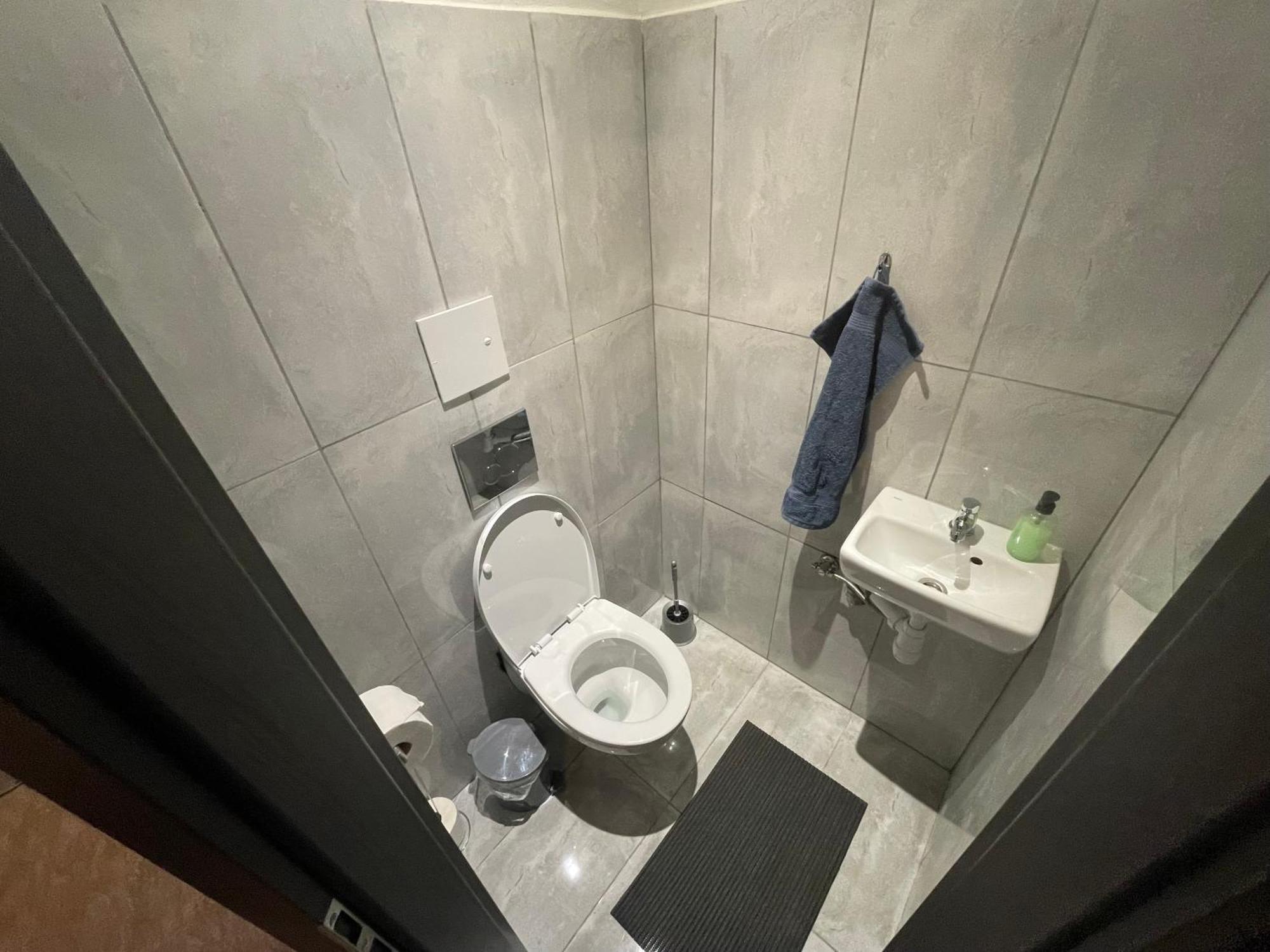 Zu Hause Guest House Vrbov Exterior foto
